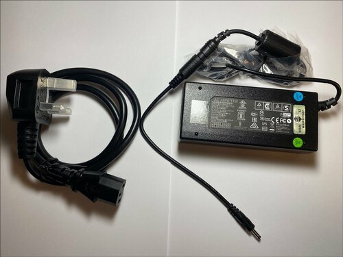 12V 3A AC-DC Switching Adaptor Power Supply Charger with 3.5mm x 1.35mm DC Plug