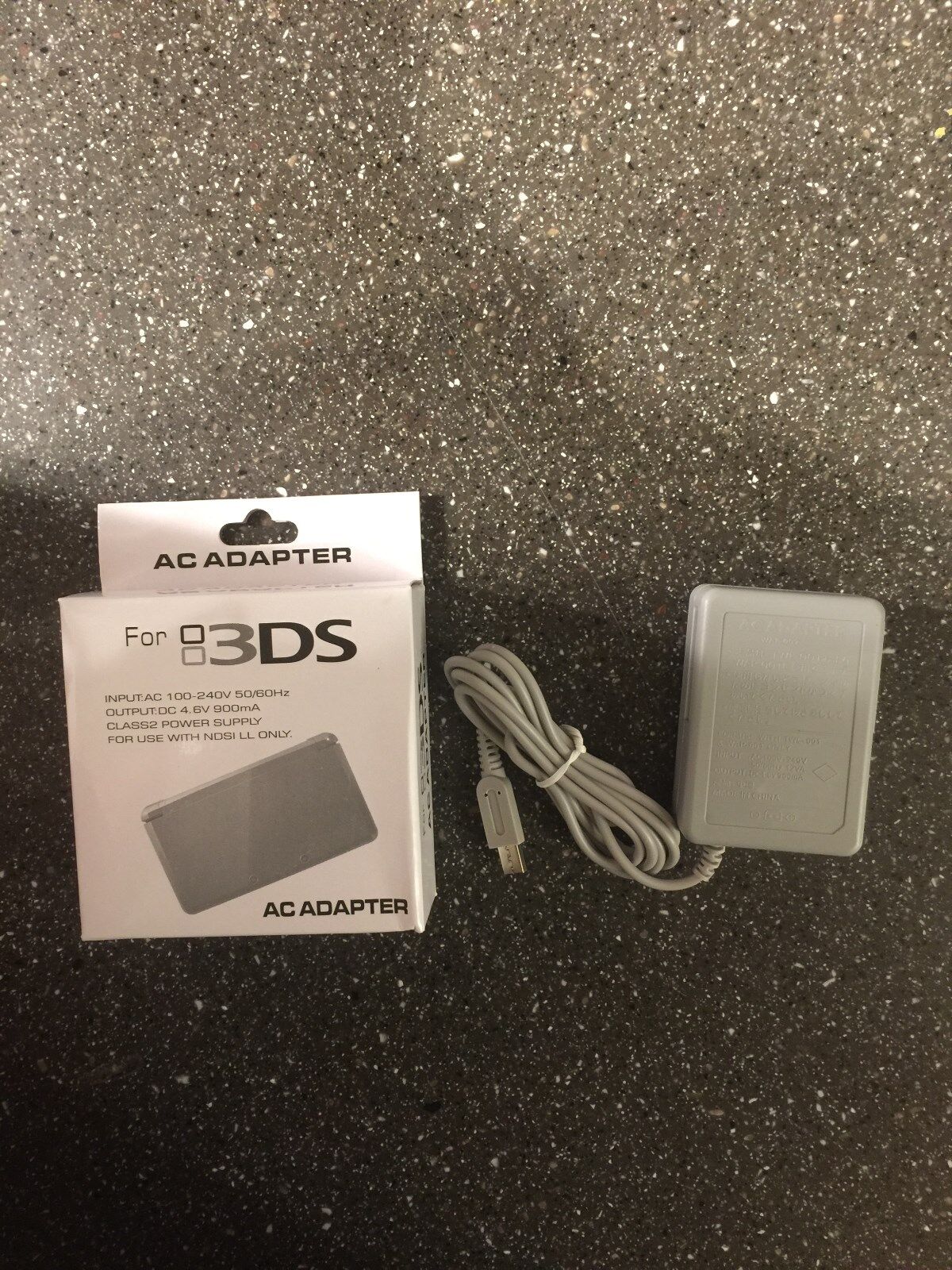 Brand NIB Nintendo 3DS/3DS XL/Nintendo DSi Charger AC Adapter Wall Power Supply Model