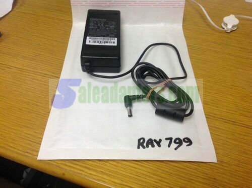 Genuine Gateway AC Power Adapter Model No SA70-3105. 19V. 3.68A