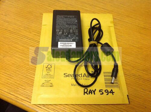 Genuine Compaq Computer Corp AC Power Adapter Mod No PA-1600-19A. 19V 3.16A