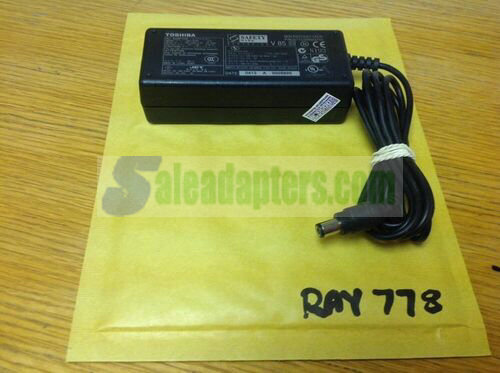 Genuine TOSHIBA AC Power Adapter Model No ADP-45XH. 15V. 3A