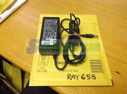 Genuine Compaq Comp Corp AC Adapter Mod No PPP003SD. 18.5V. 2.7A